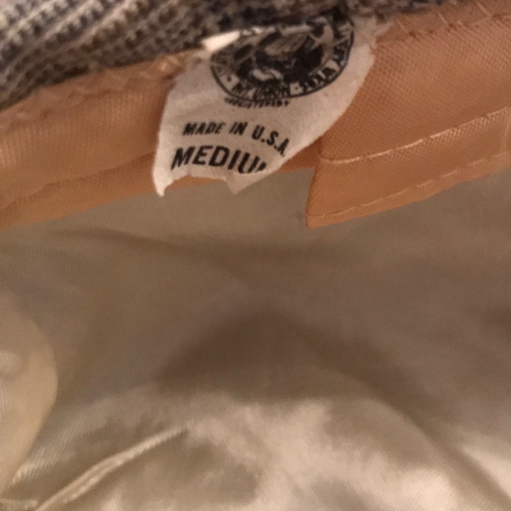Snap front hat - Picture 7 of 7